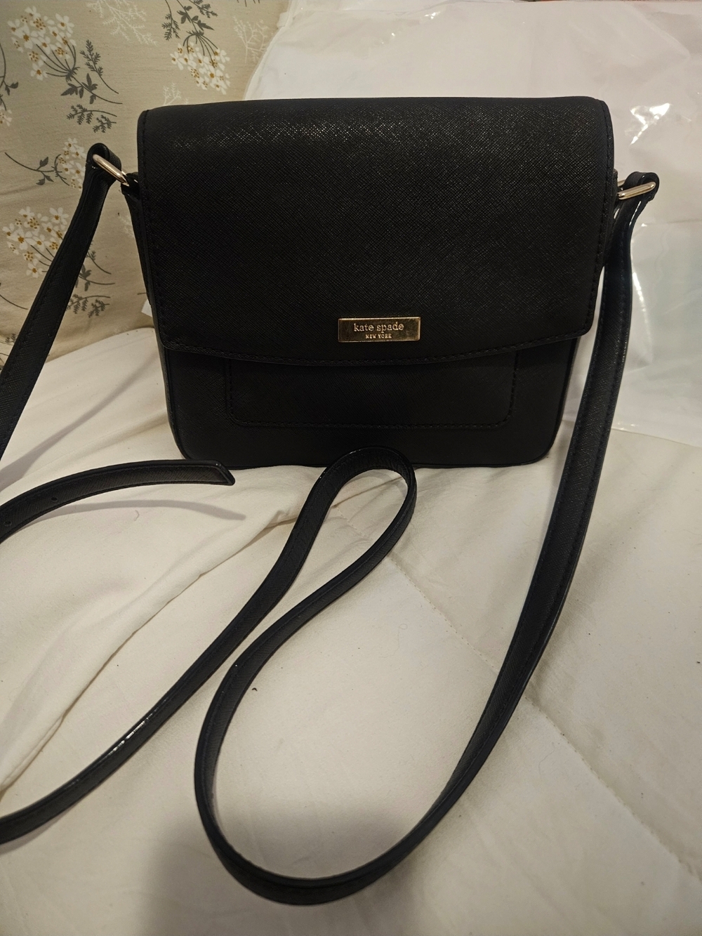 kate spade New York Classic Black Buckle Crossbody Shoulder Bag